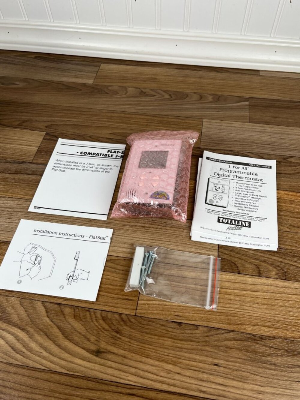 TOTALINE SIGNATURE NWT FLAT STAT MULTI STAGE HEAT COOL PROGRAMMABLE P374-1100FM - Picture 5 of 10